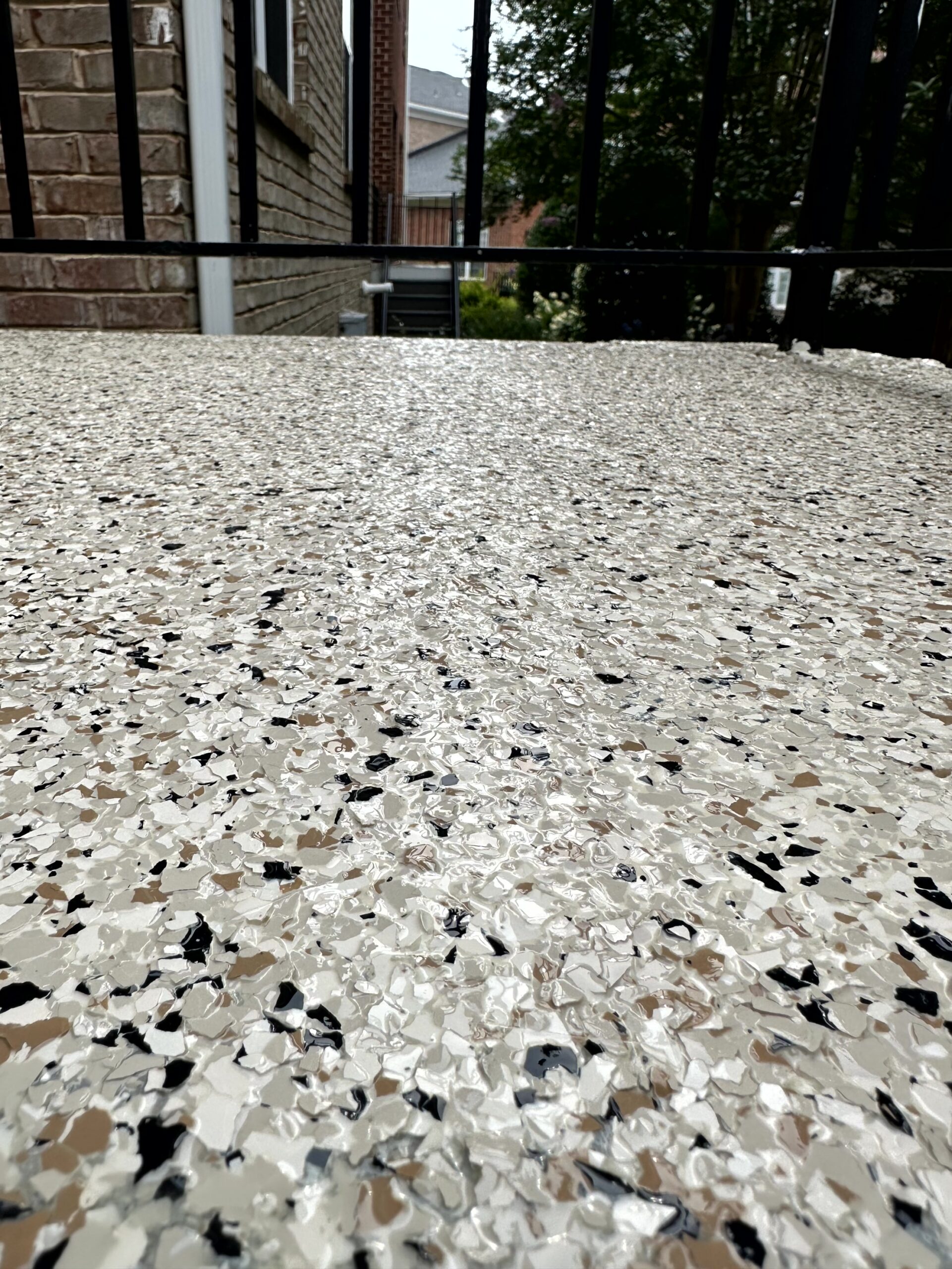 Epoxy Epoxy floor on outdoor deck